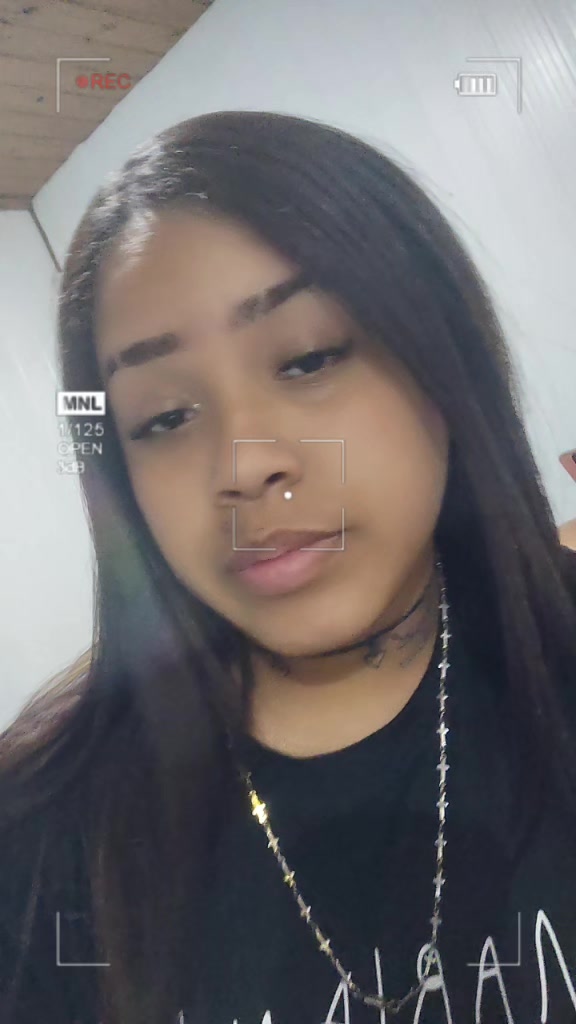 @tú nenas chiquita ☘️