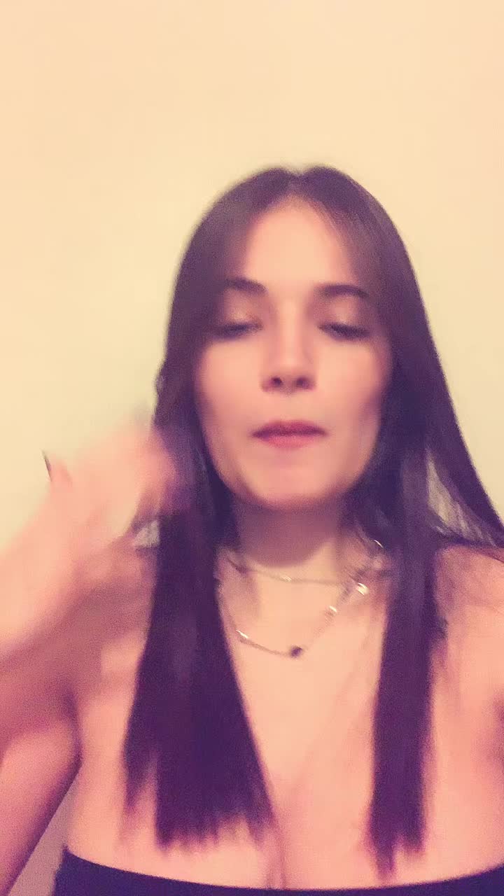 @Vá nessa