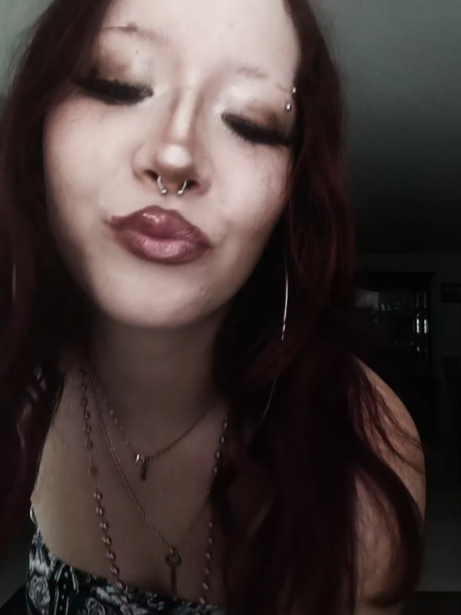 @MikaaaKet44