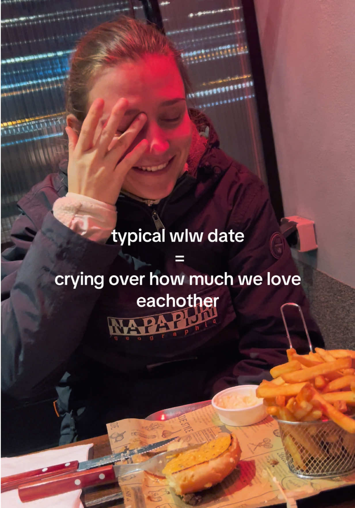 @lisaandlaura