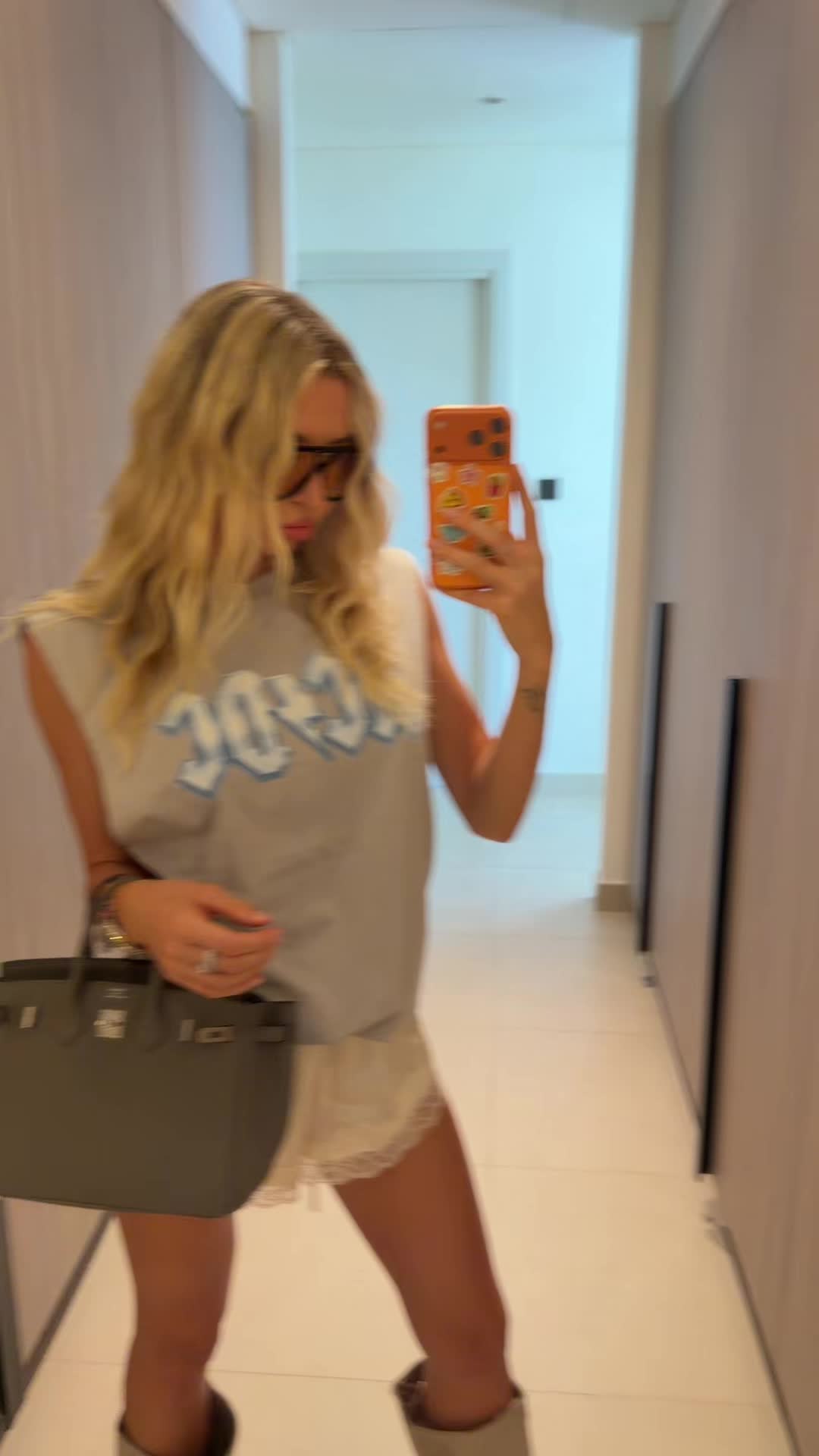 @Lena