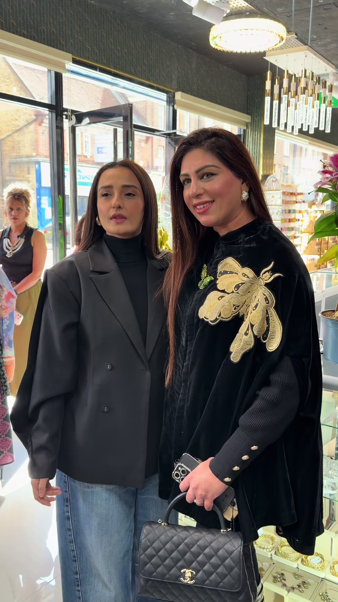 @𝗠𝘂𝗷𝘁𝗮𝗯𝗮 𝗔𝗹𝗶 𝗦𝗵𝗮𝗵