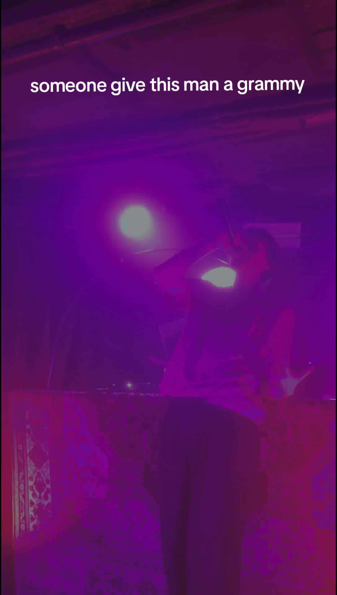 @𝘙𝘰𝘰𝘯𝘪𝘦♪♡