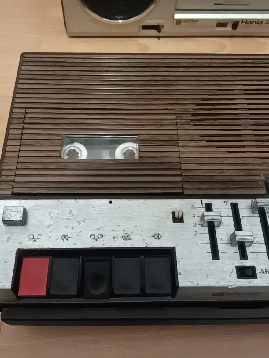 @Retro music and stuff