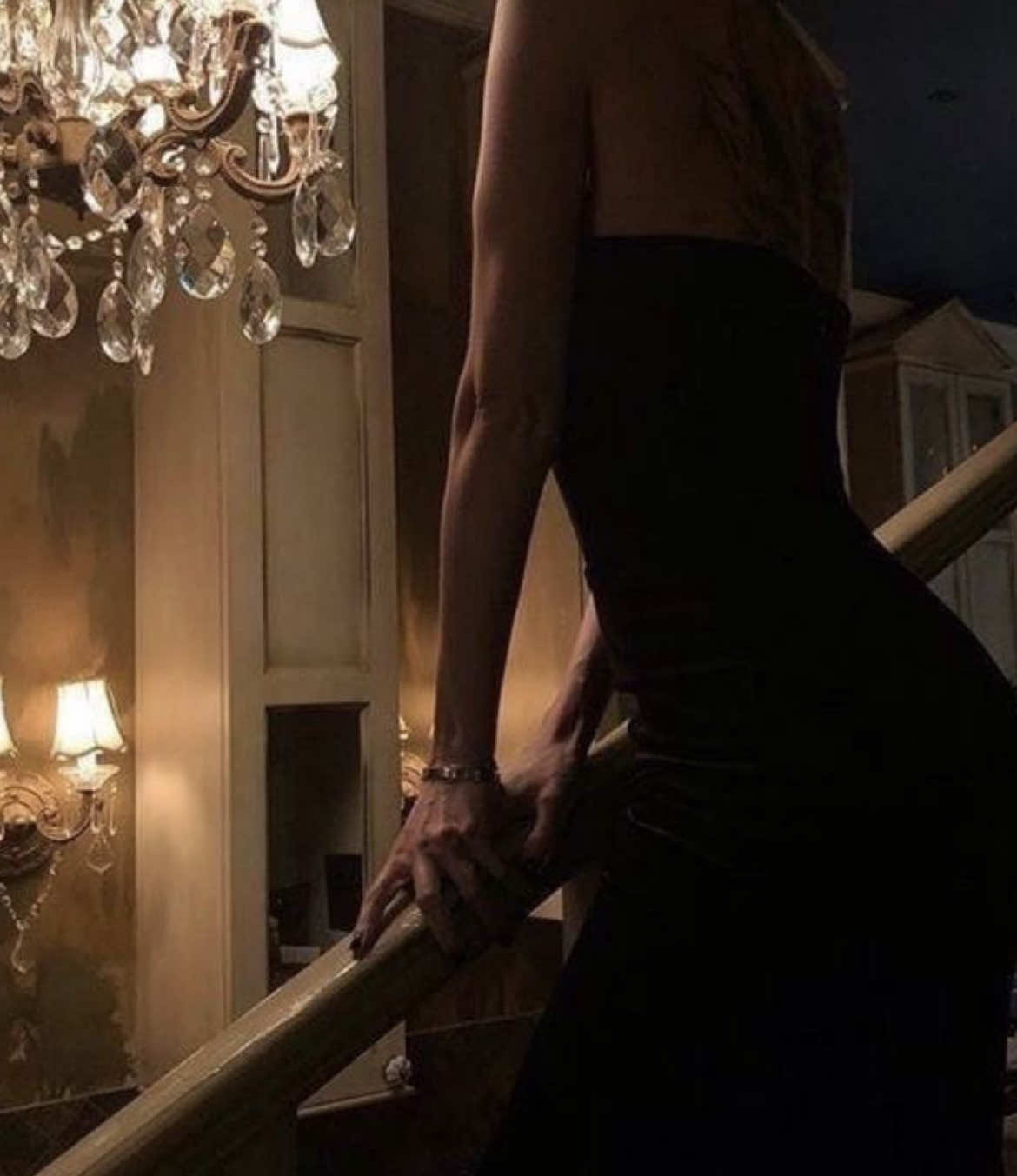 @herdarkallure