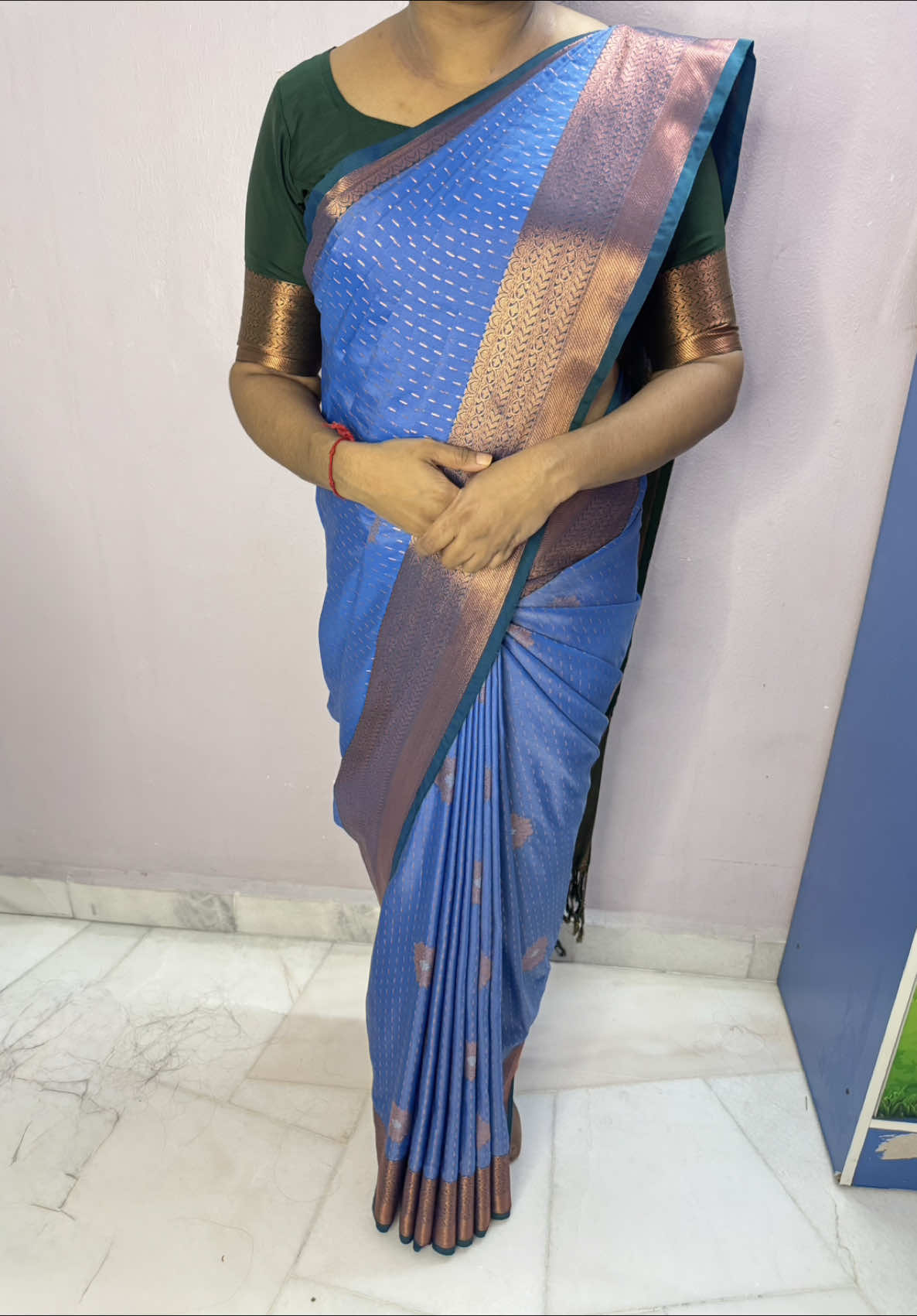 @V-Pleats & Drapes