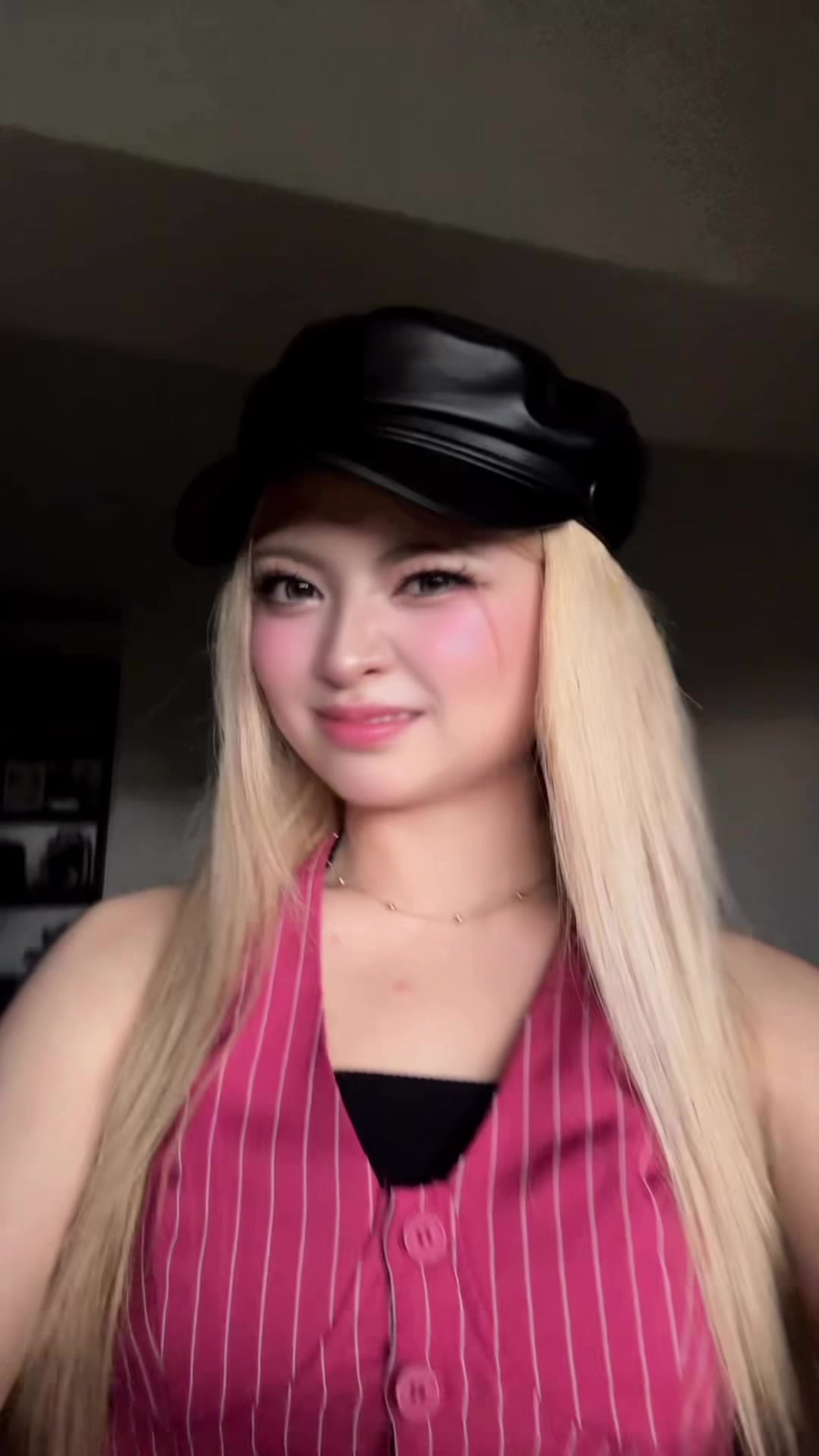 @VVINK Angelika