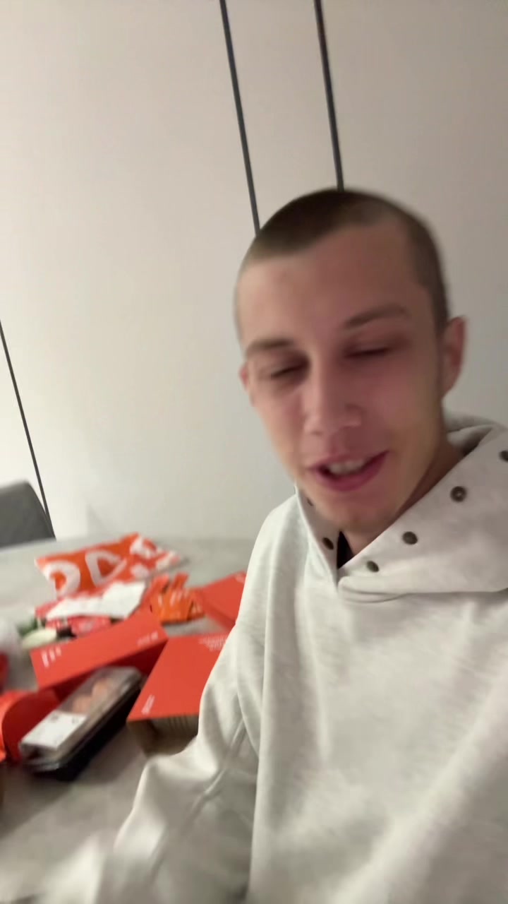 @Ресейлов