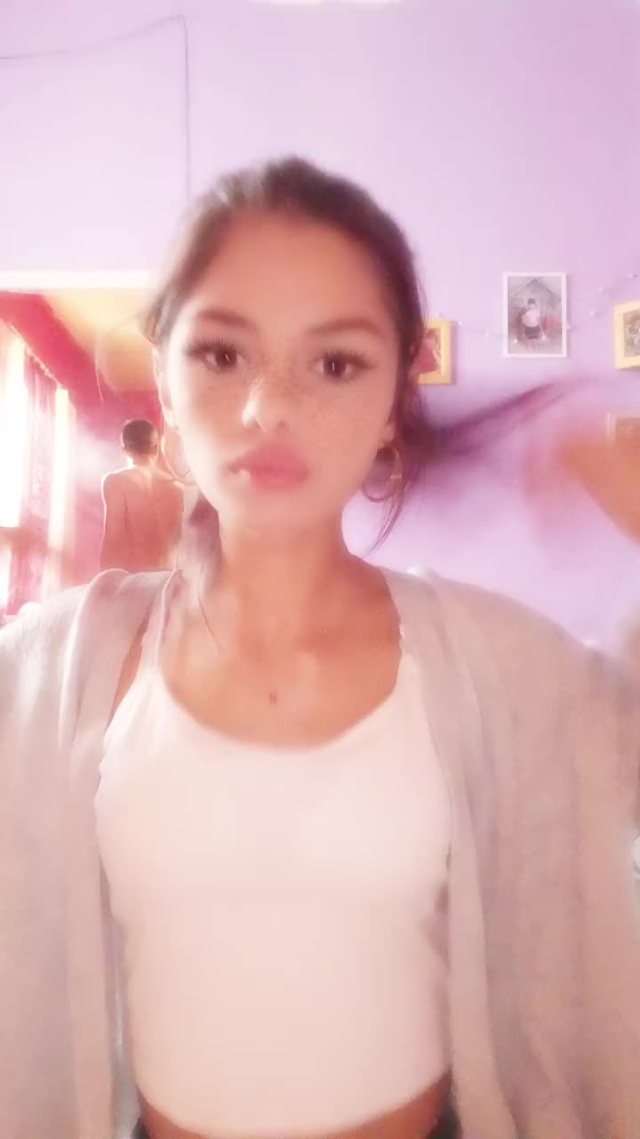 @Zsuzsannakolompár