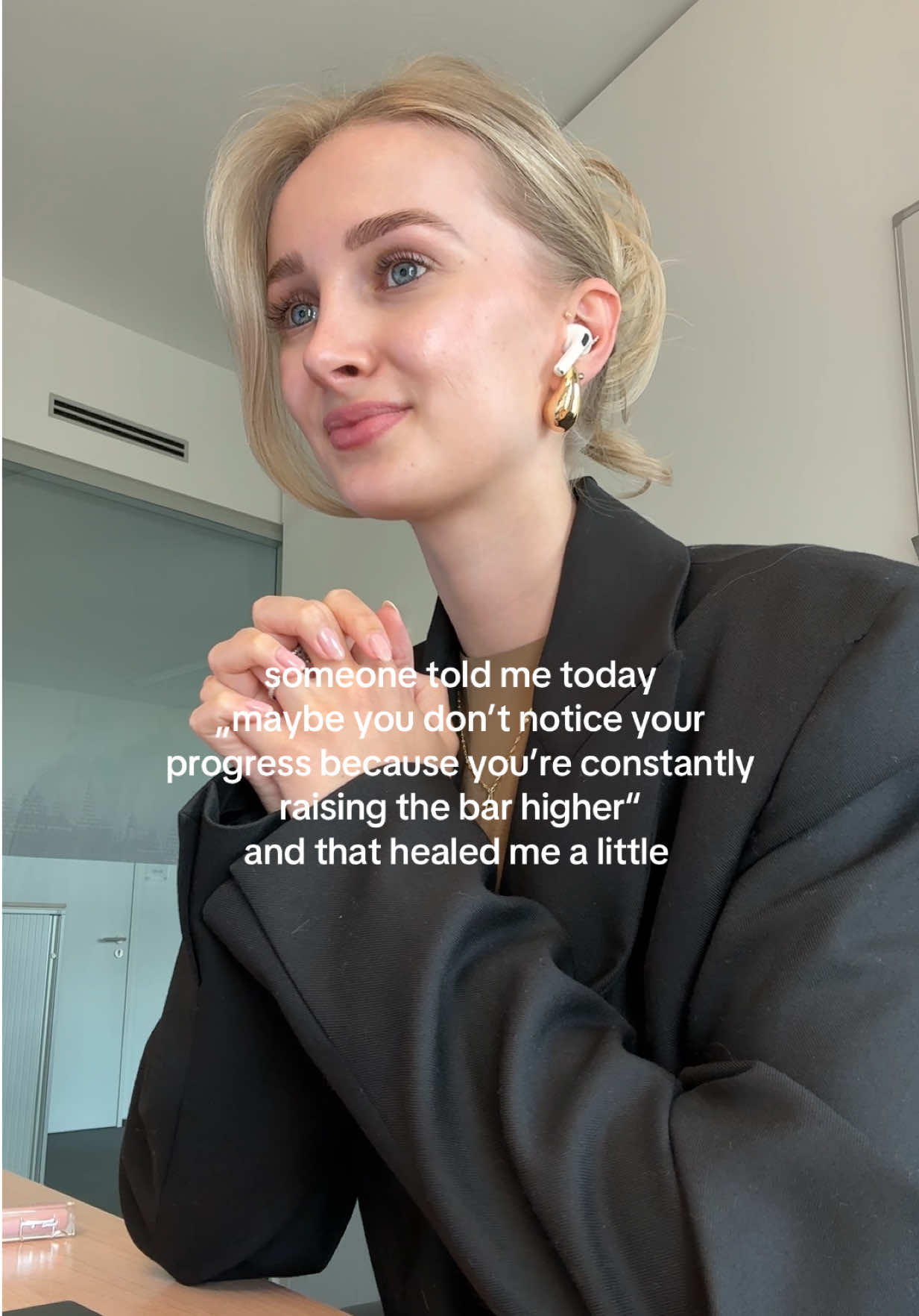 @Corporate Girl & Student