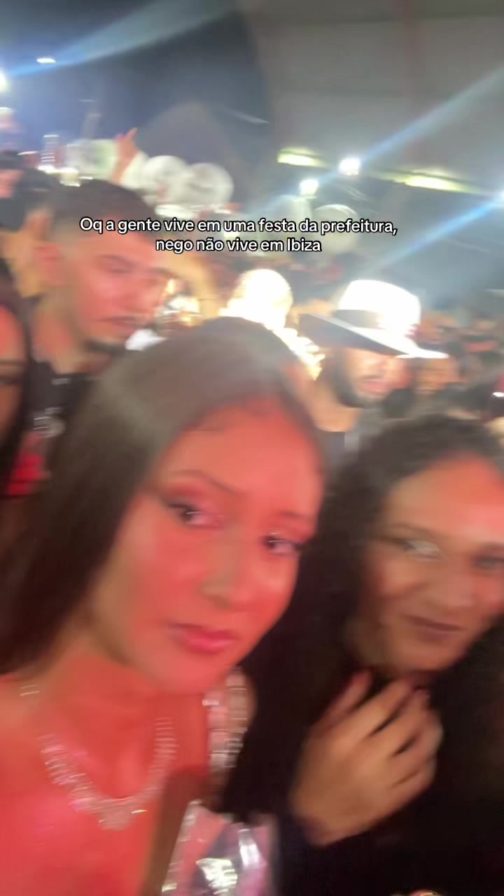 @𝐋𝐚𝐫𝐚 𝐅𝐫𝐚𝐳𝐚̃𝐨