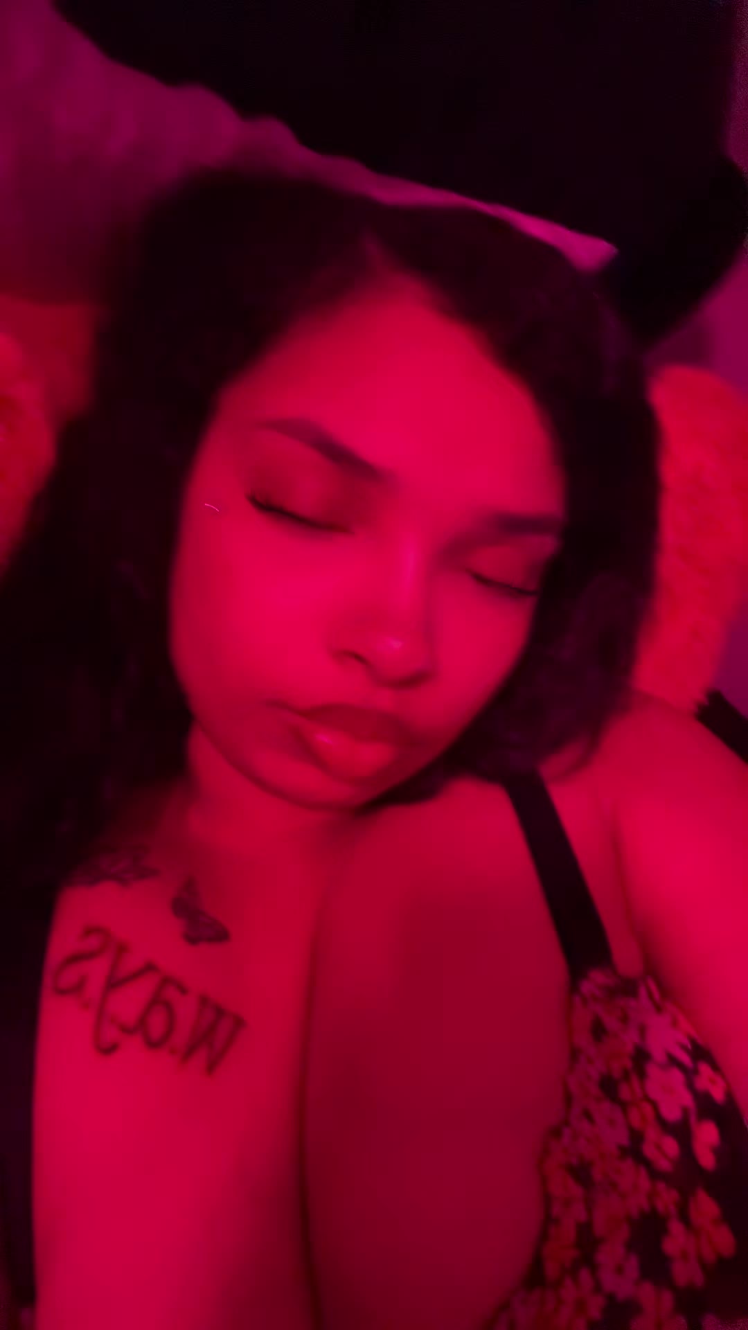 @yonii_lashay