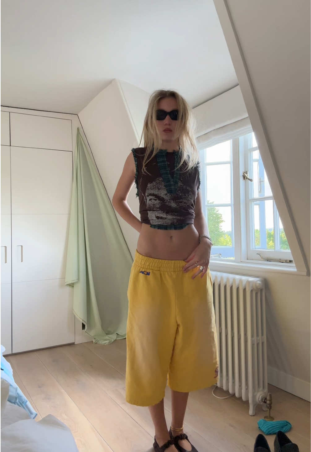 @Liv