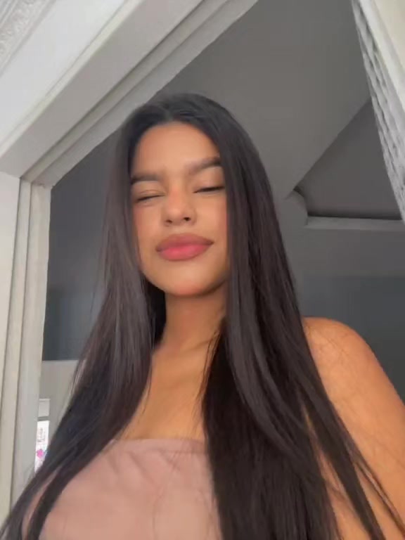 @Viviana Isabel