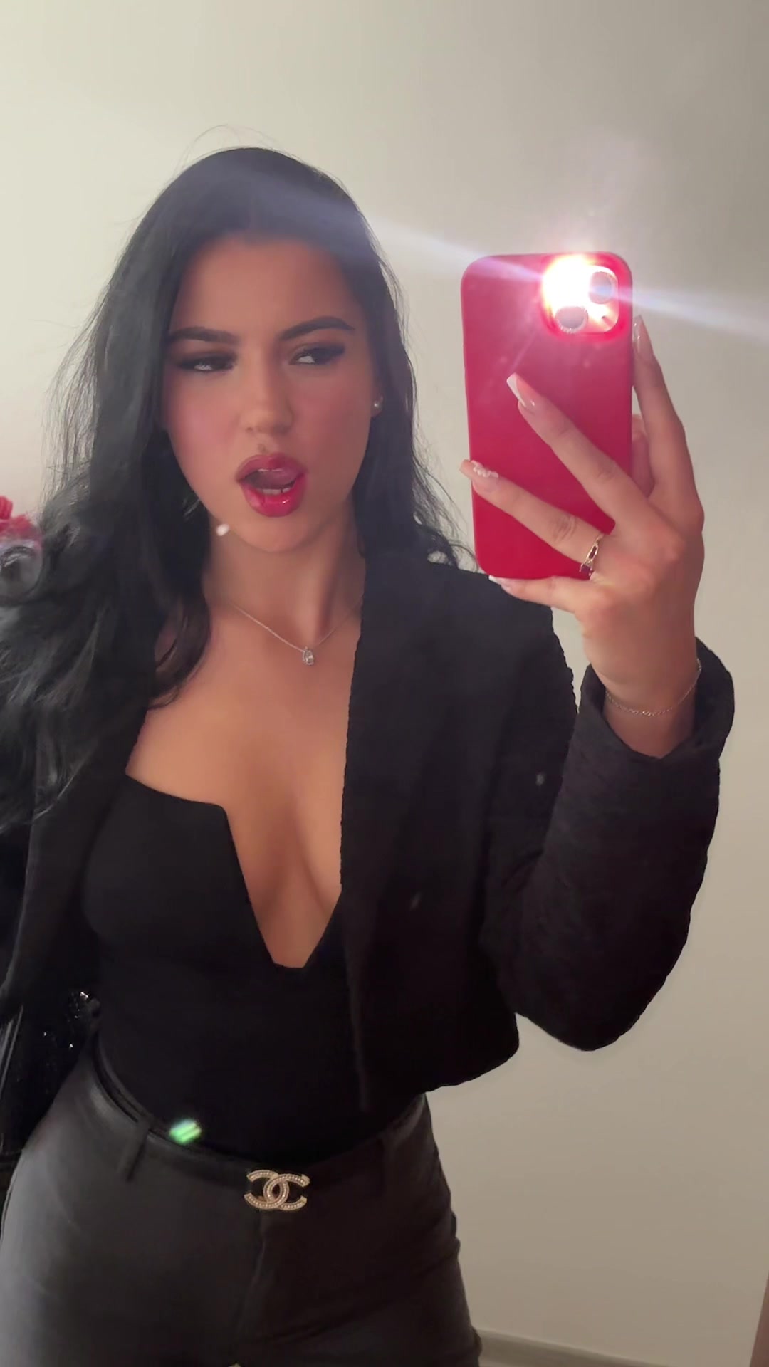 @vani