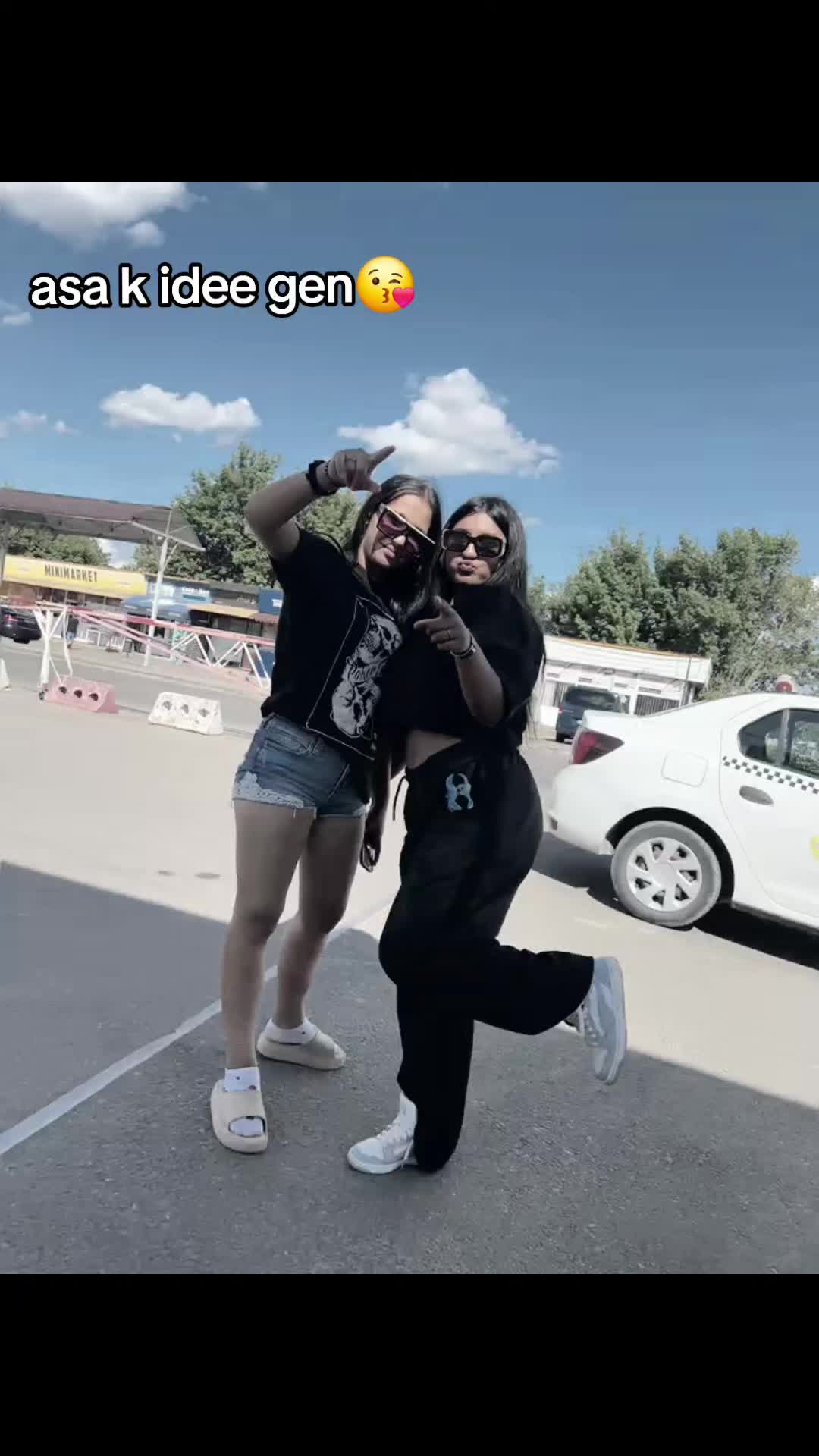 @Daniela_777🎲