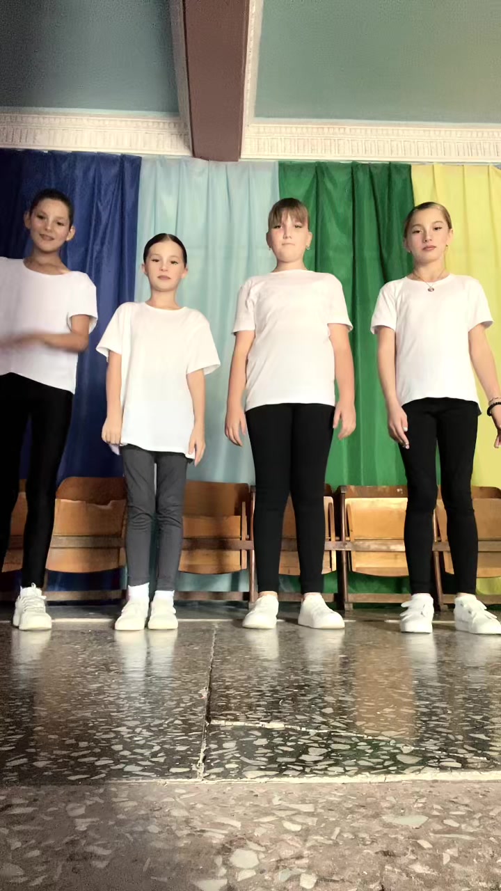 @Мілана❤️🖤❤️🖤