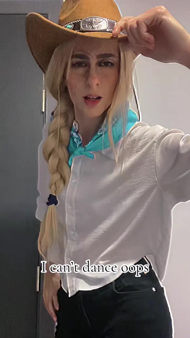 @𝐓𝐨𝐫𝐢𝐢 🍤