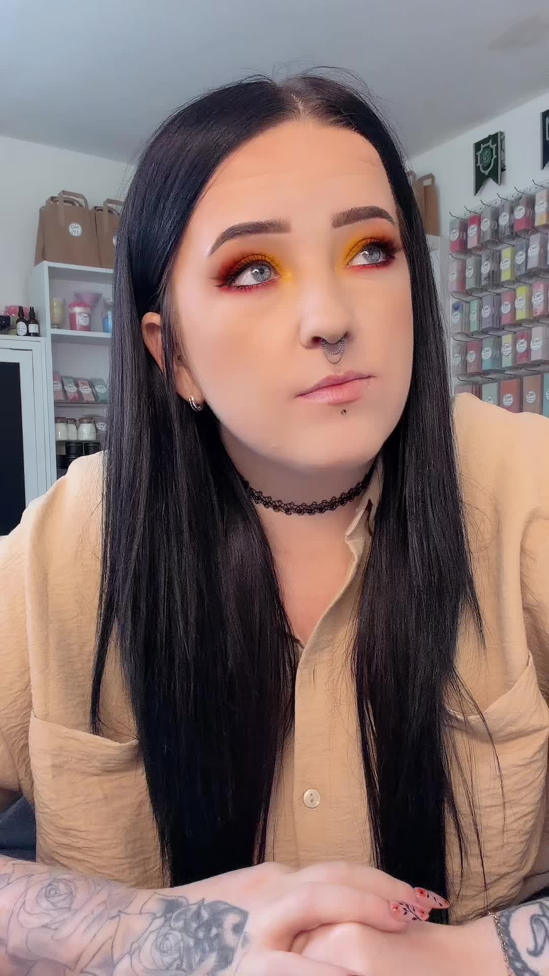 @Kelly_Marie_Melville