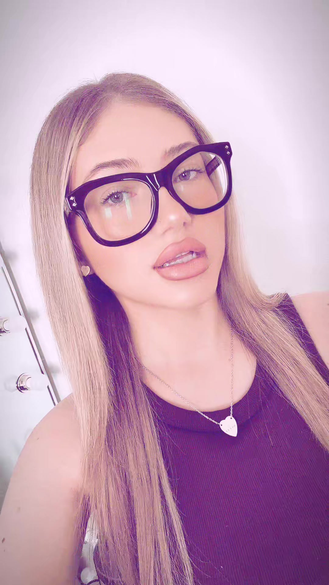 @Mel Dossi🖤
