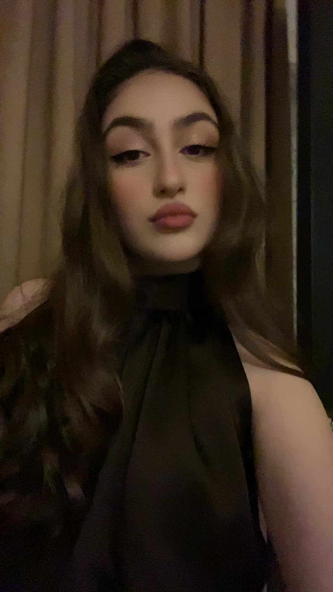 @ń
