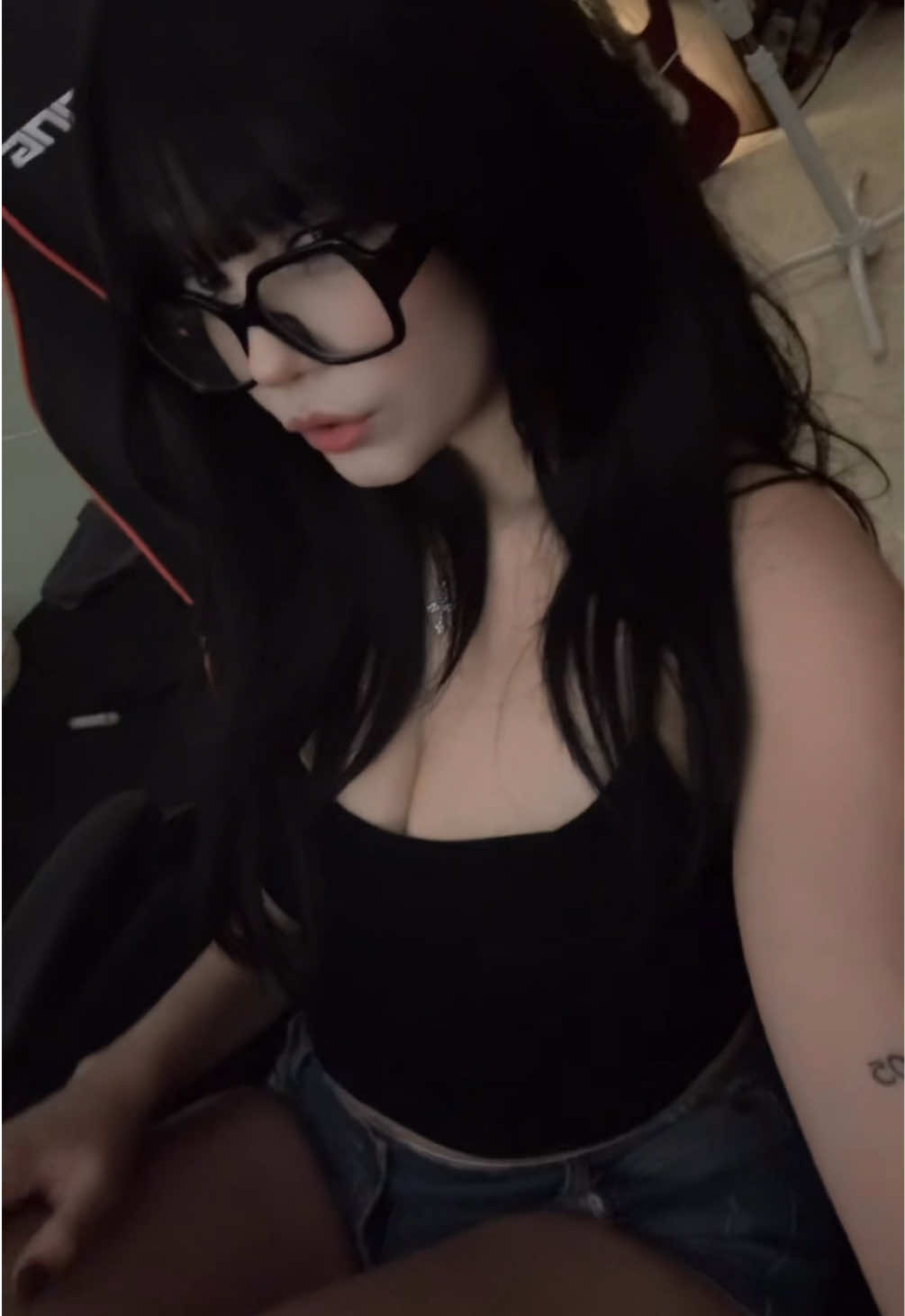 @melanch0lya_