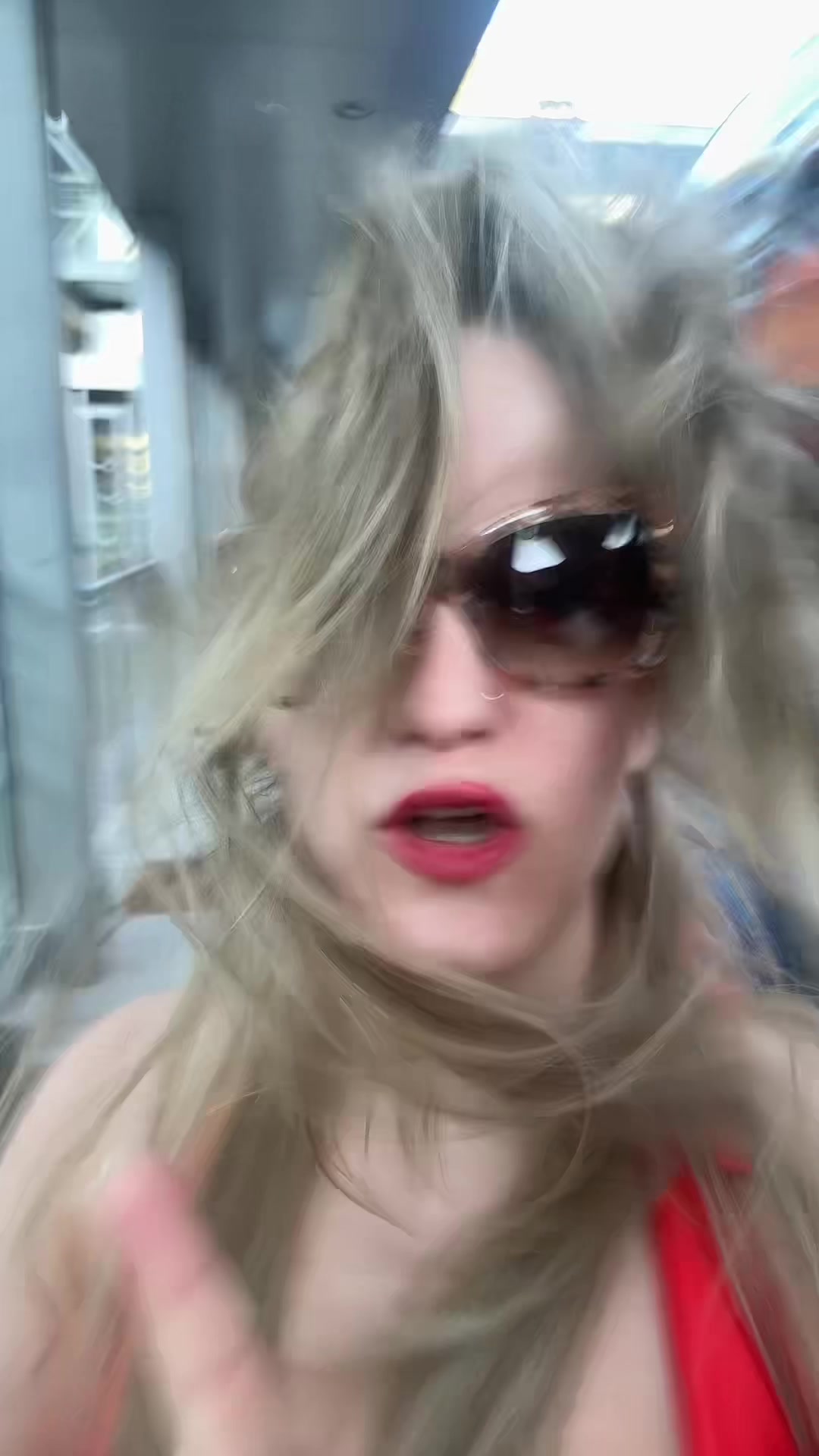 @Lara Juvančič
