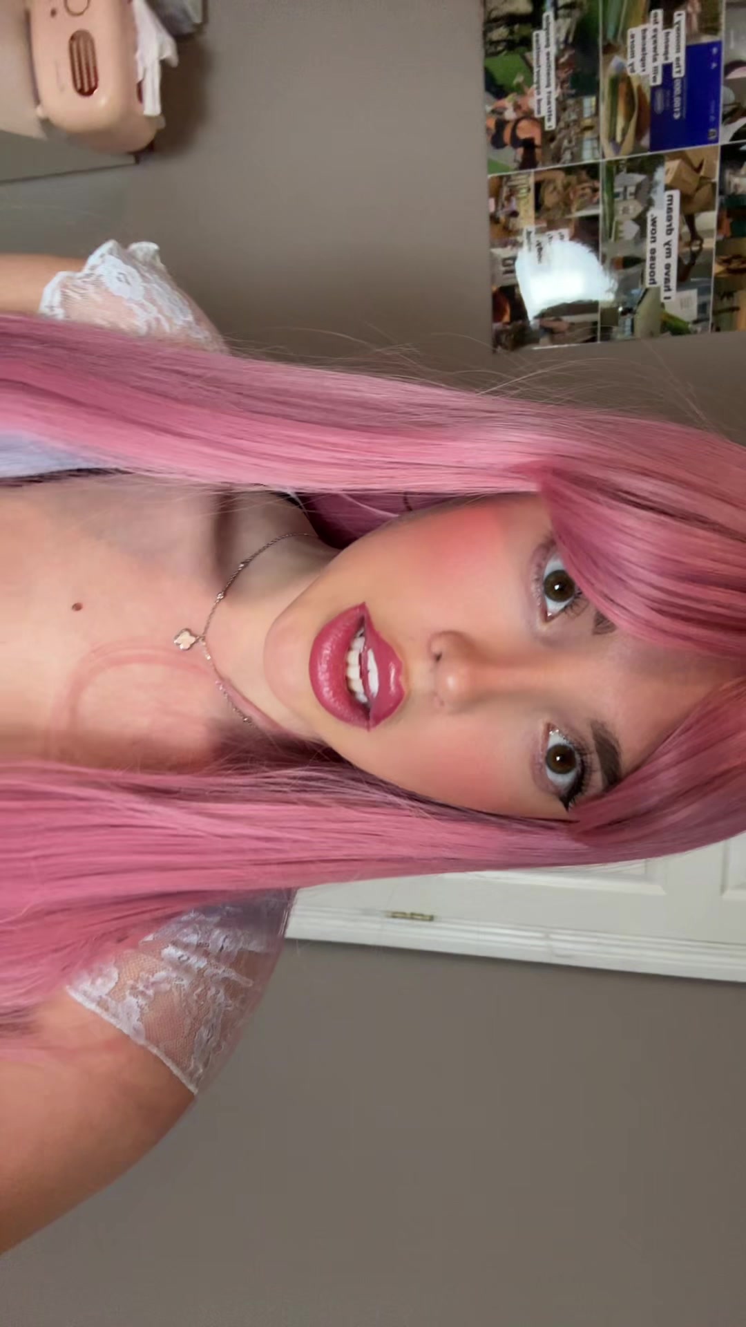 @Violeta