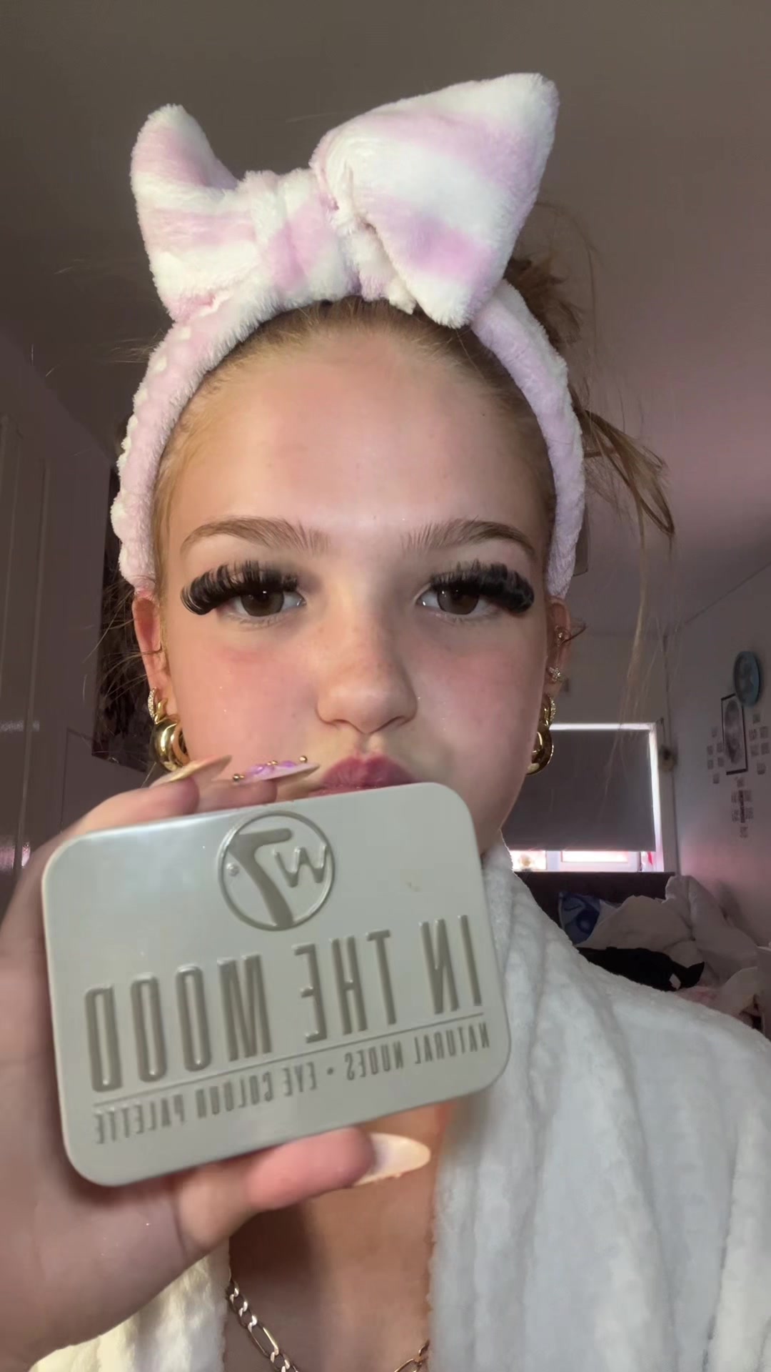@m