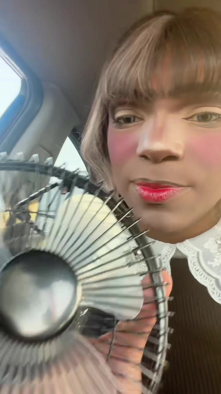 @Sundayloves_beez