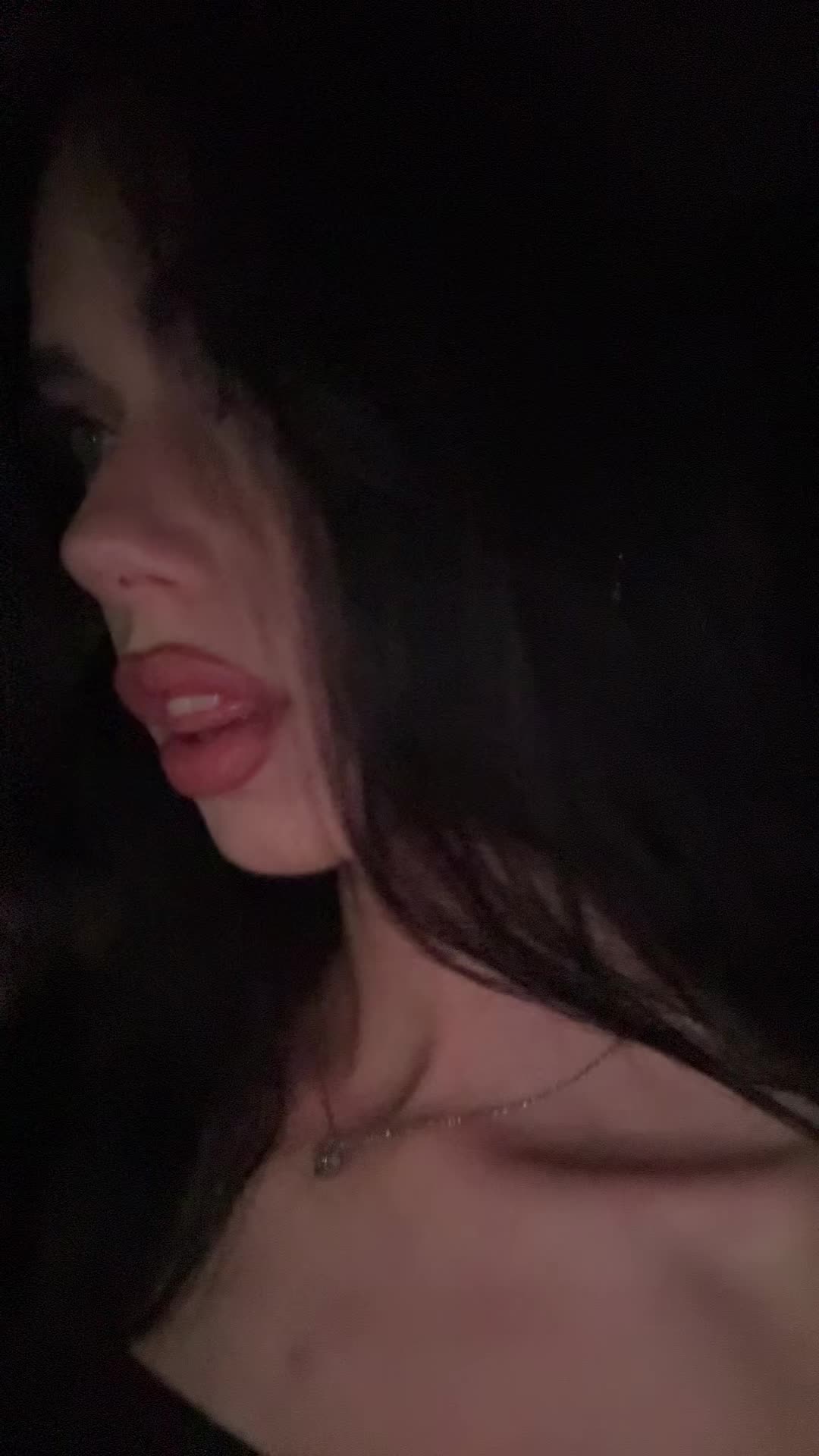 @Victoria ✨