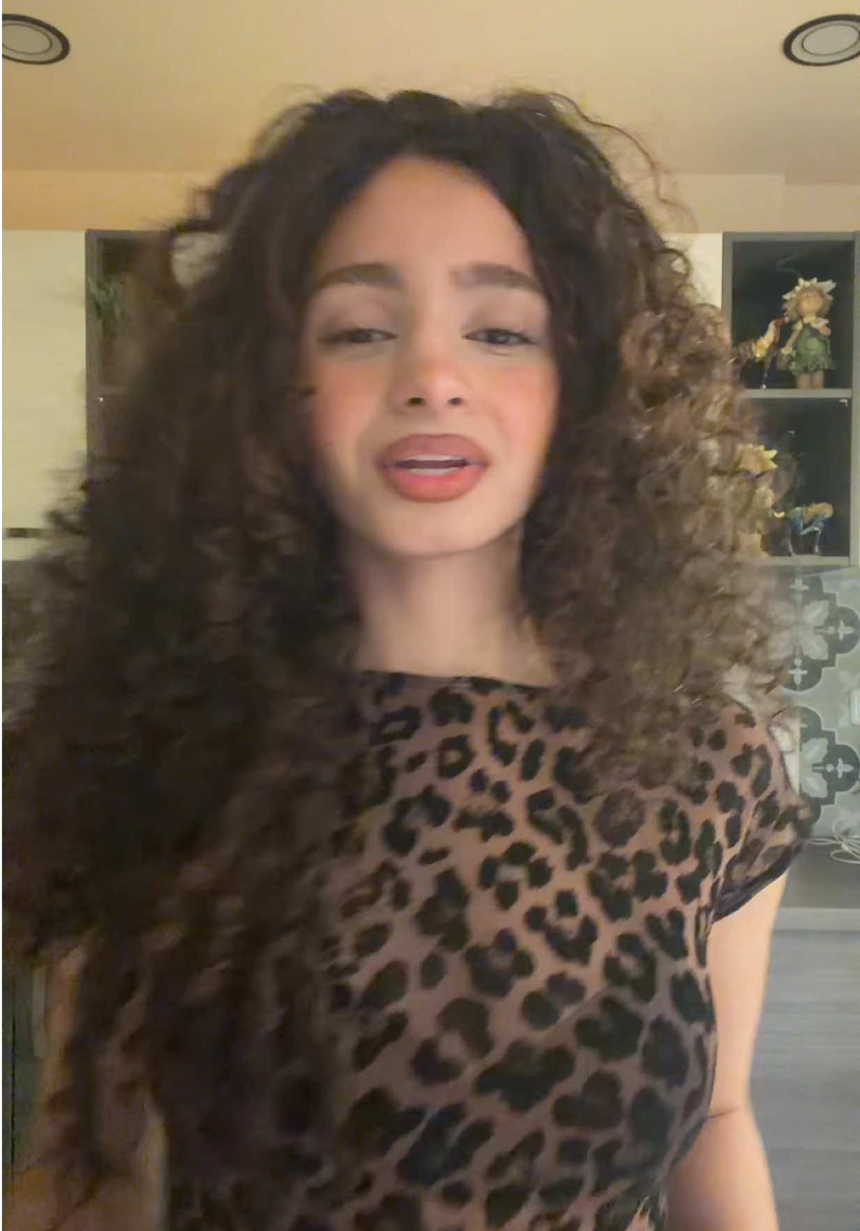 @Eliana