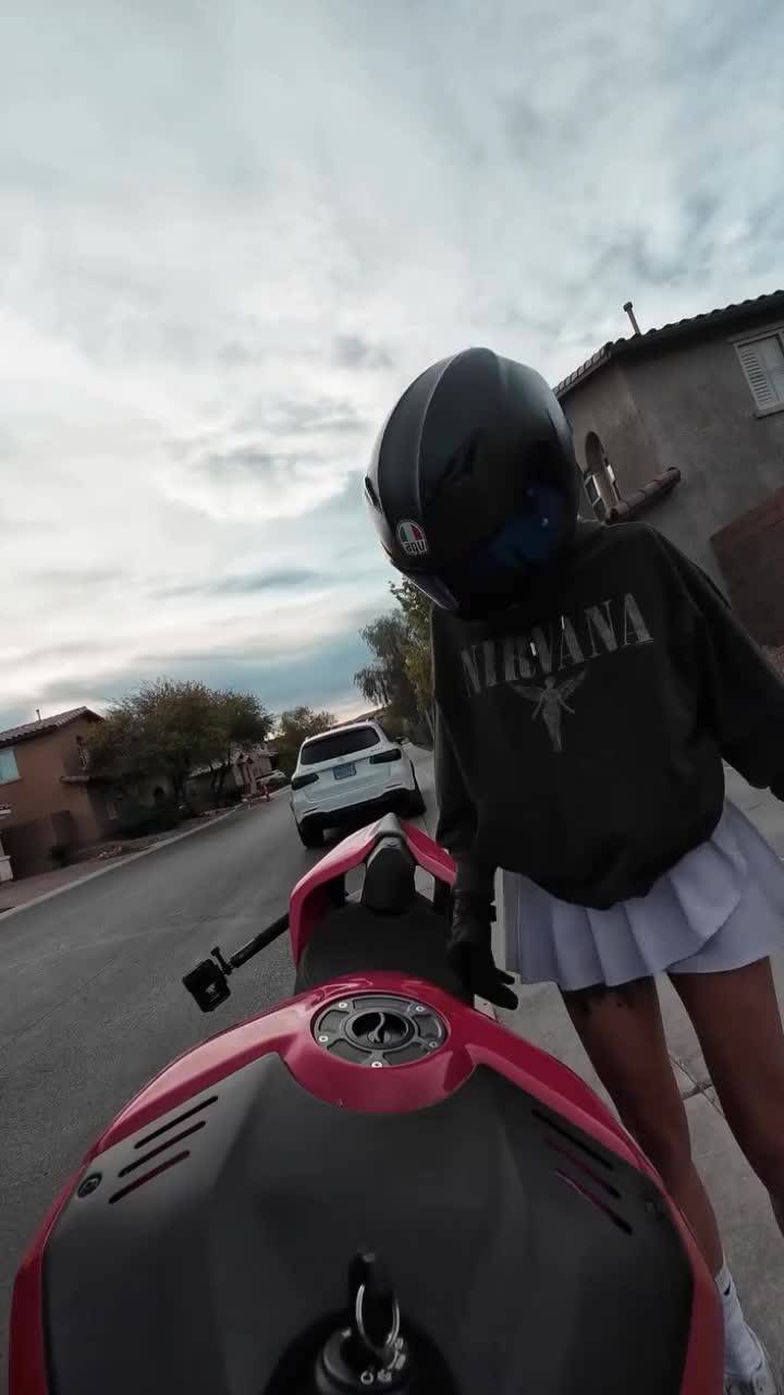 @Itskarlianne