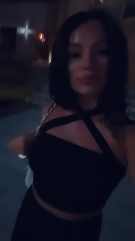 @Simona Georgiana 🌹
