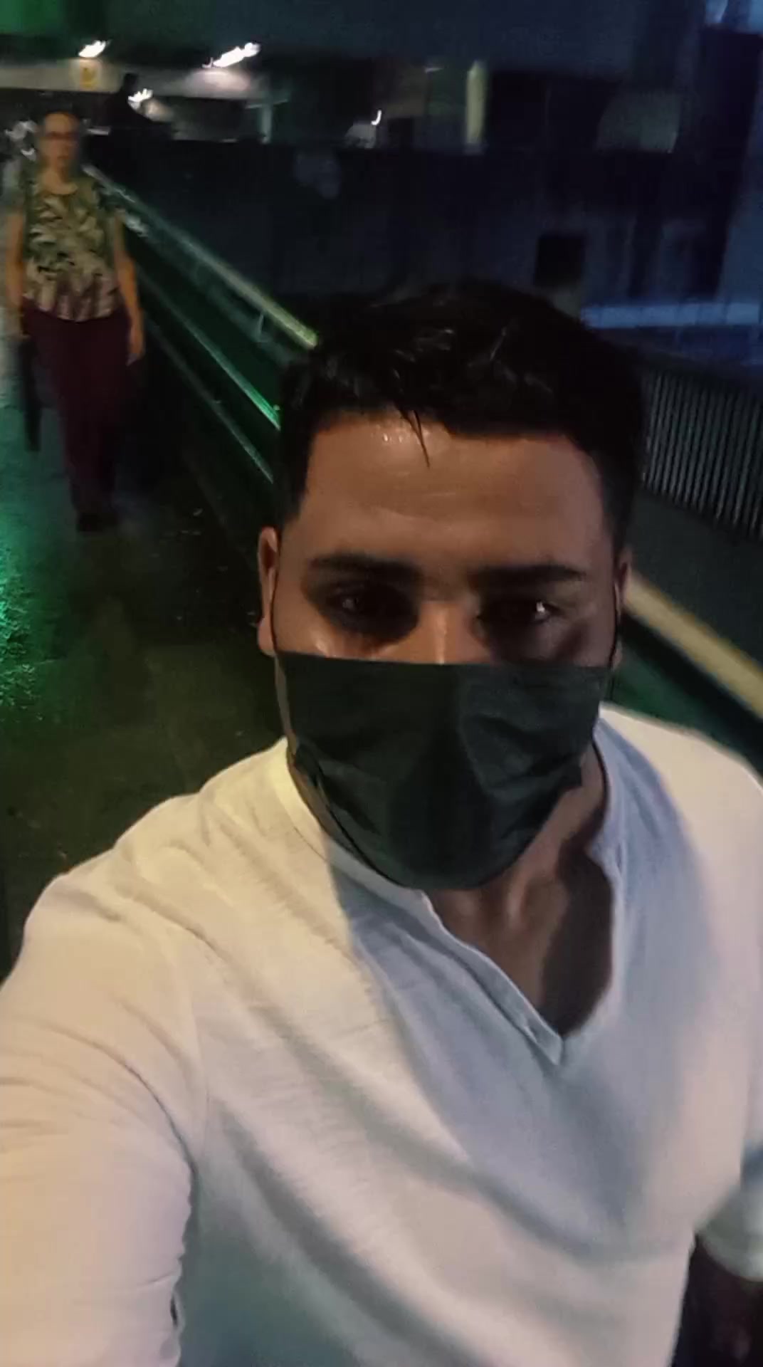 @Elias Ravi