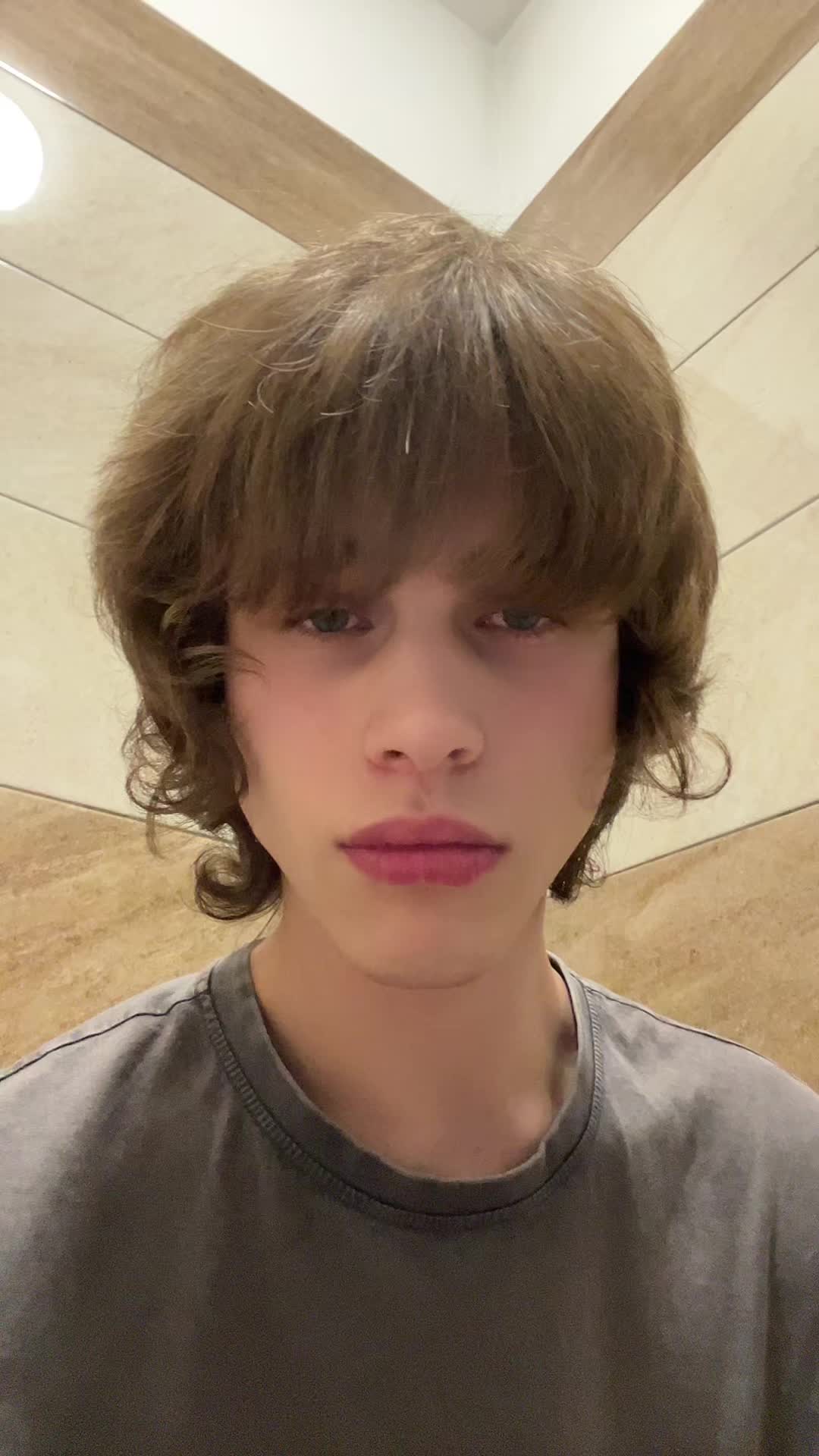 @zxckinder