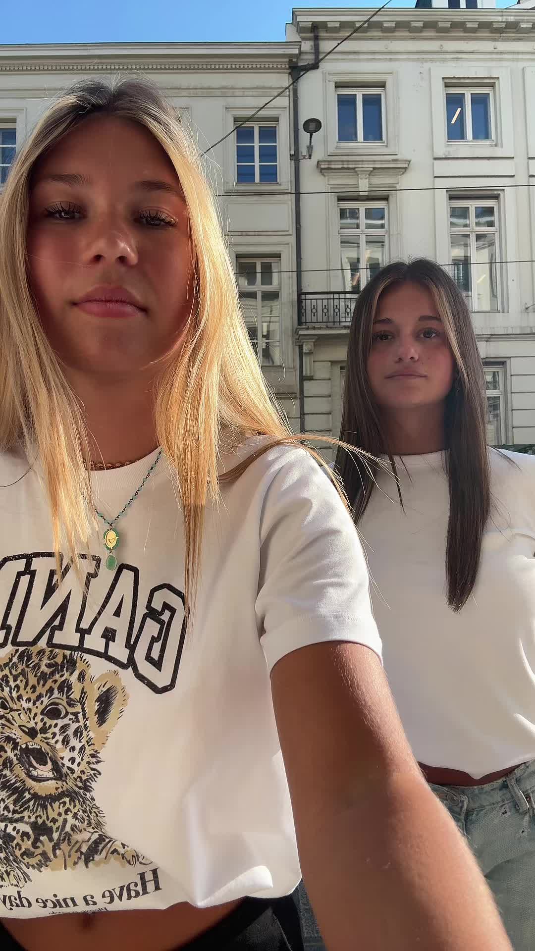 @C&eacute;lia