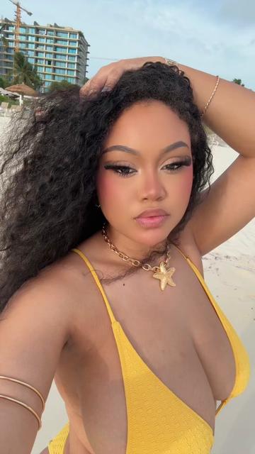 @theuniversegoddess