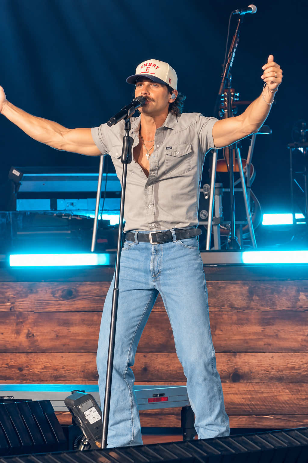 @Front Row Country
