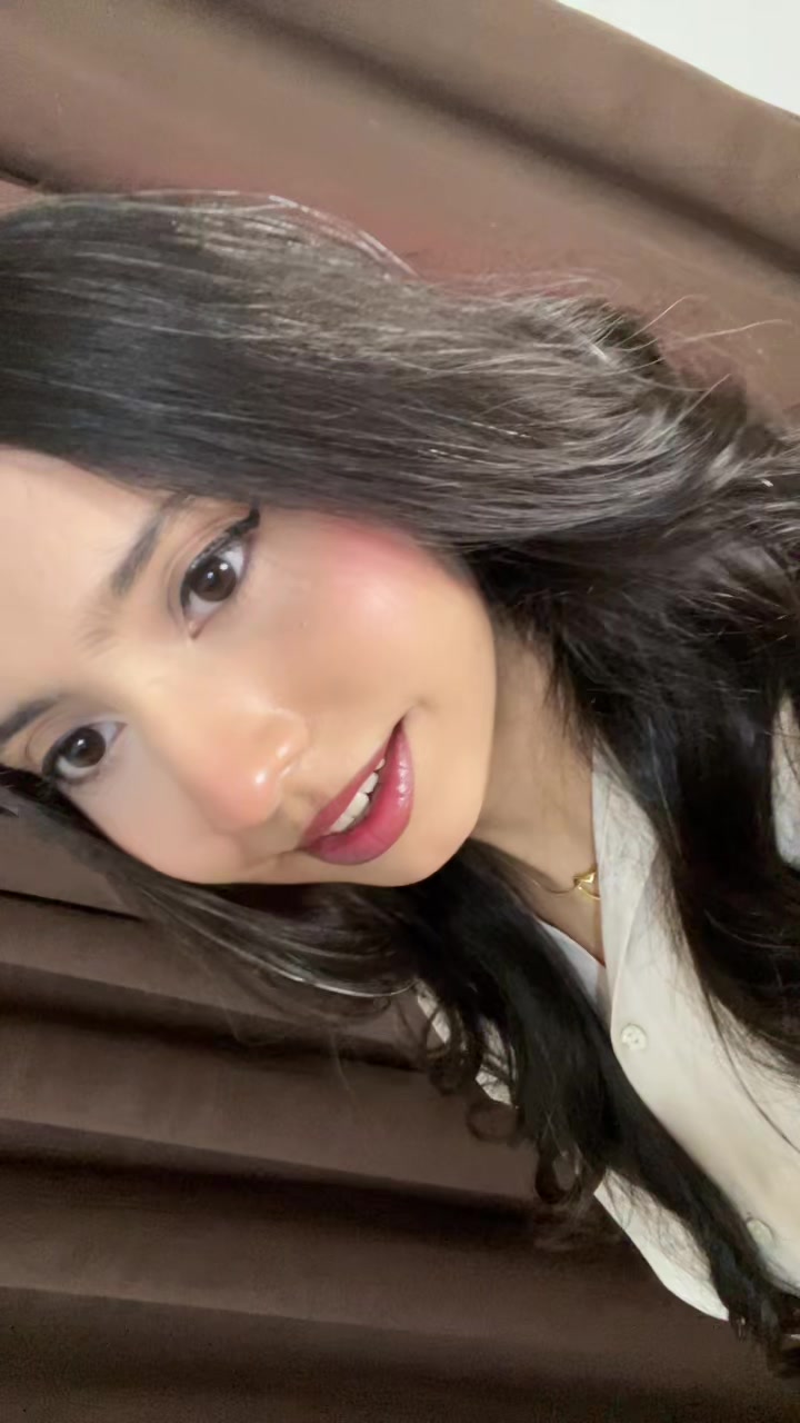 @𝒶𝓁ℯℯ𝓃𝒶