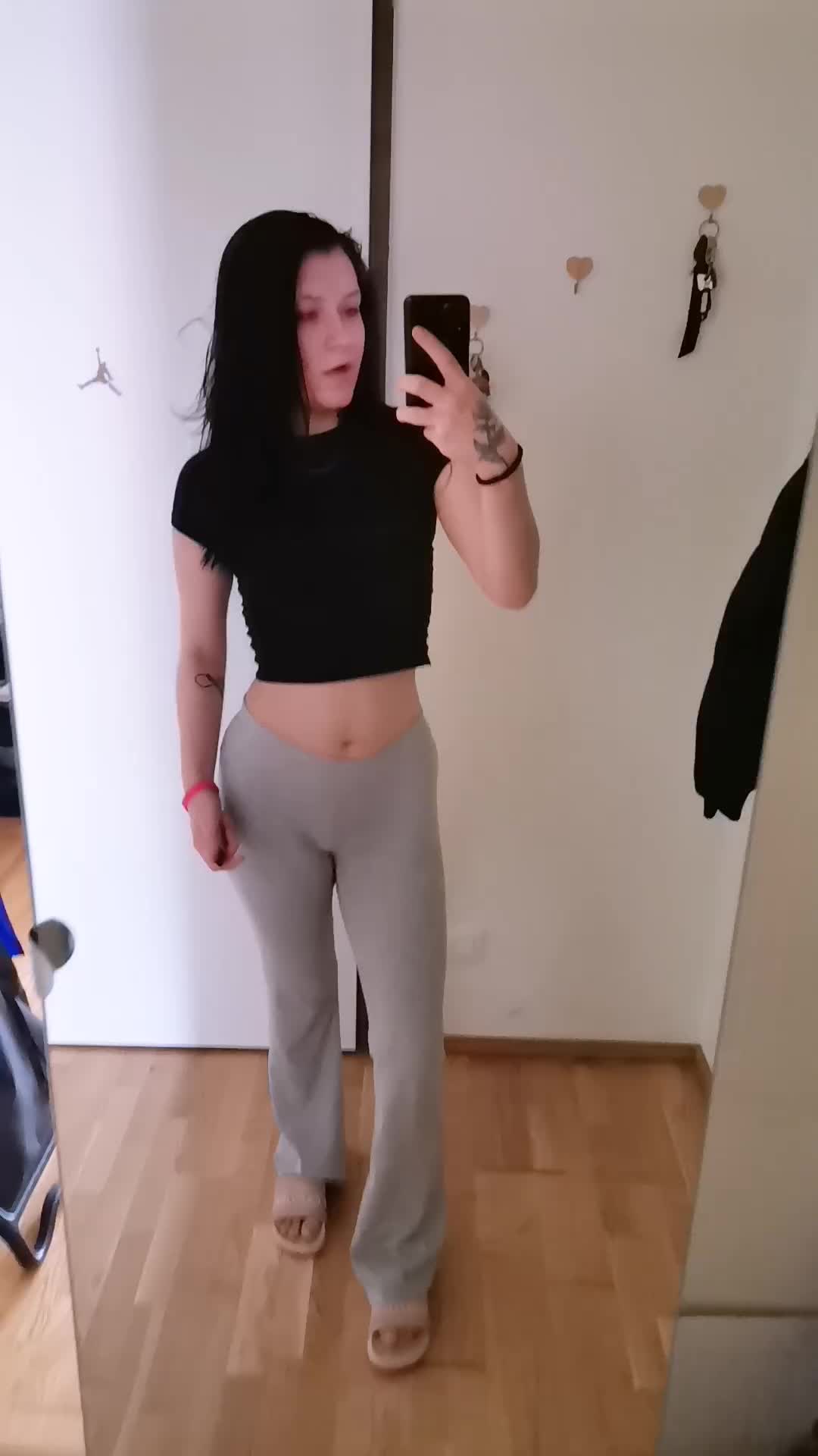 @kajuna