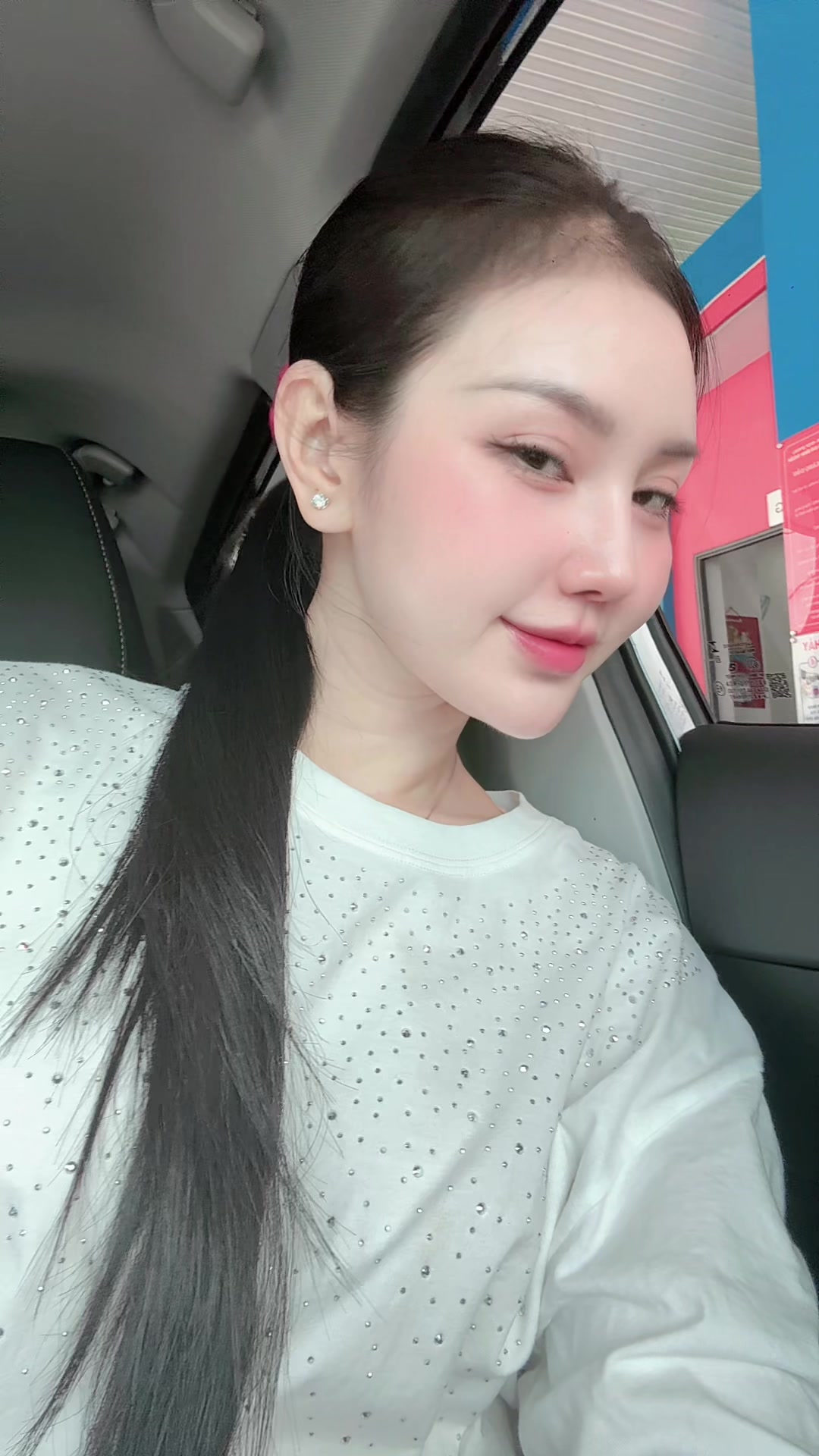 @Xinh Xinh Beauty & Academy