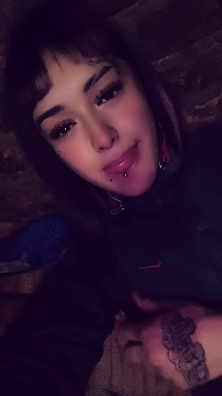 @camiCaceres