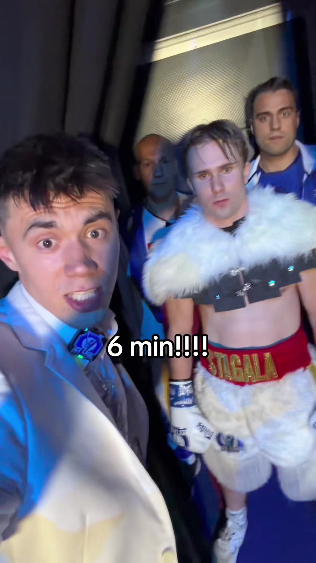 @ICE CAGE FIGHTING