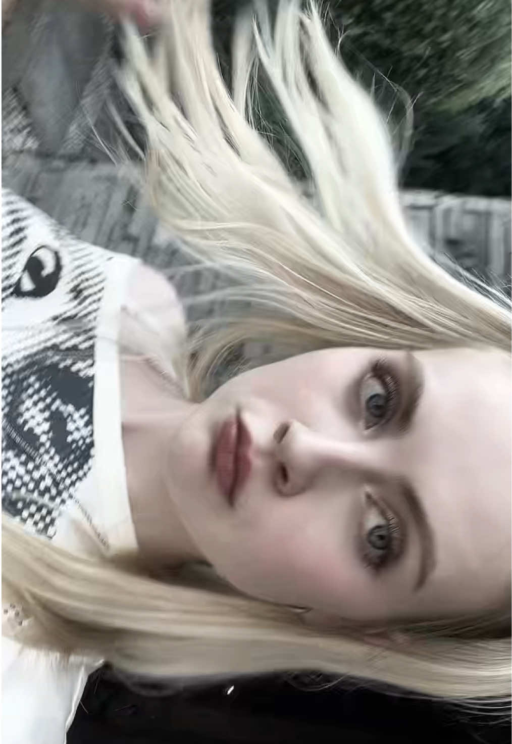 @𝐿𝒾𝓋𝒾𝓃𝑔 𝒹𝑜𝓁𝓁 🐇