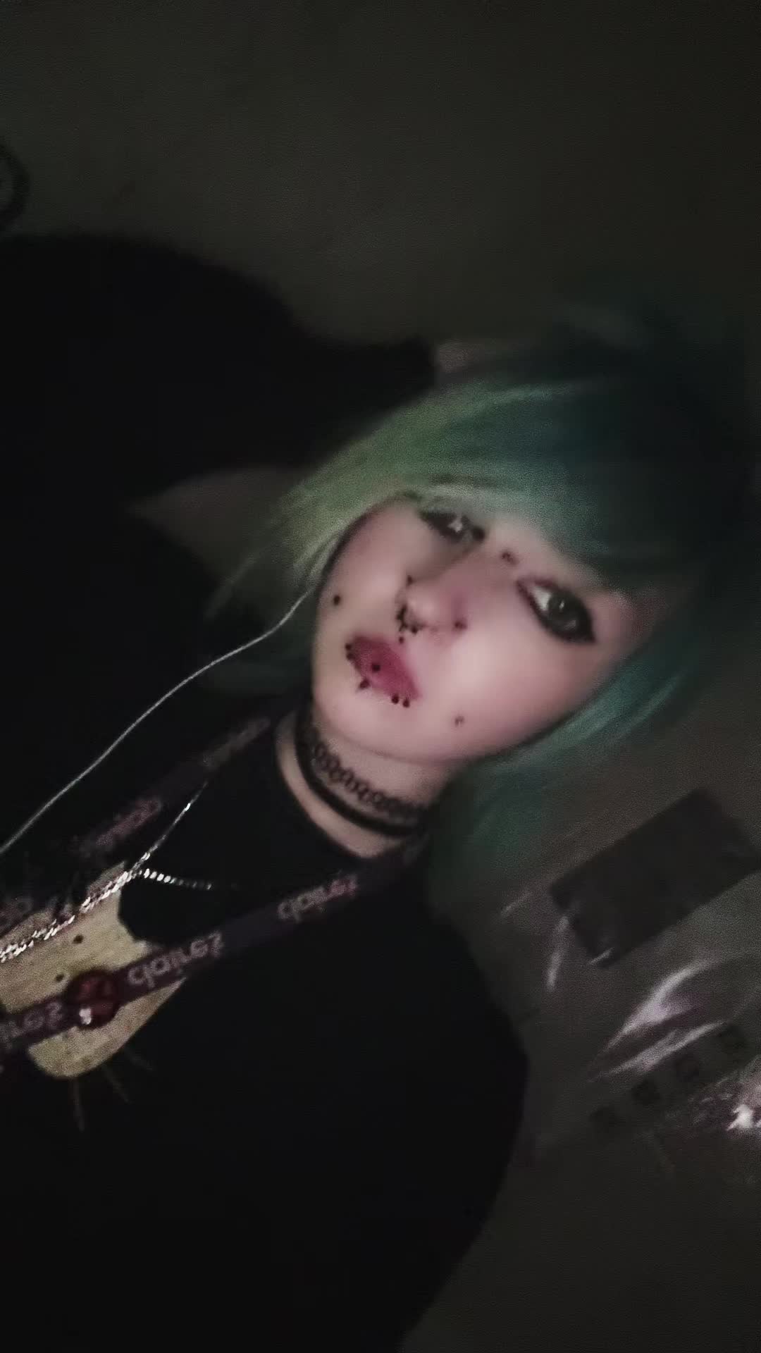 @Vιҽɳɳα 🦇