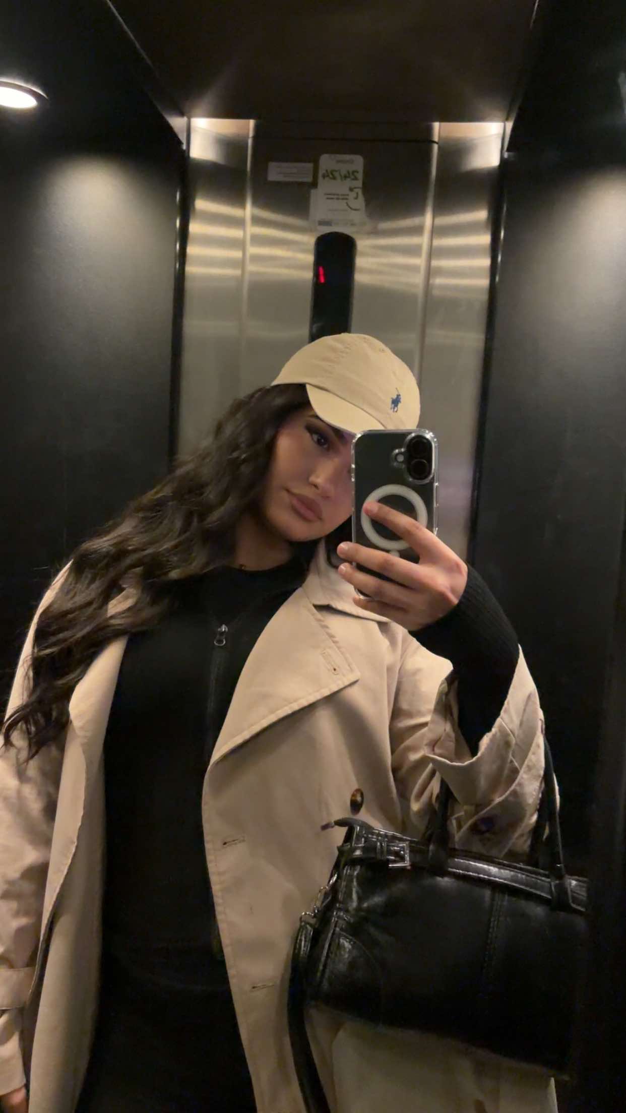@Bambvina