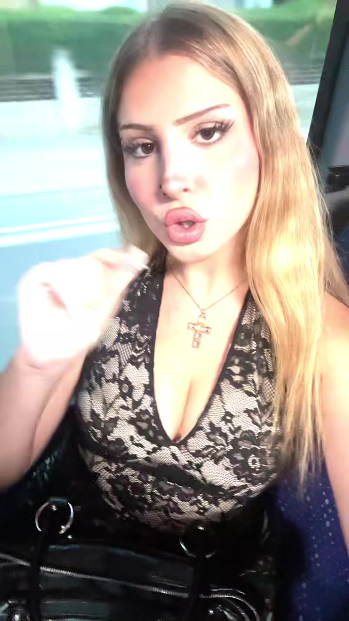 @arii<3