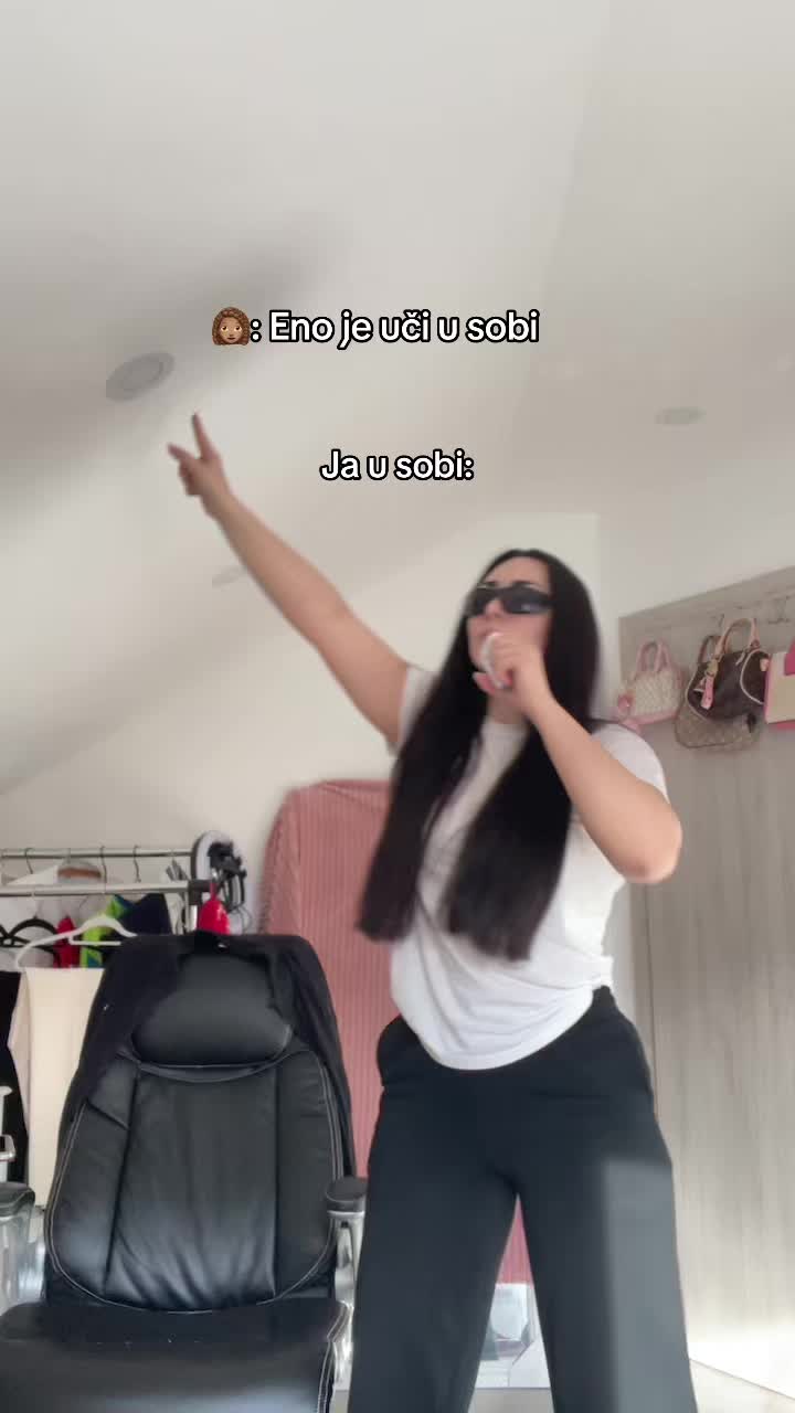 @Schukii