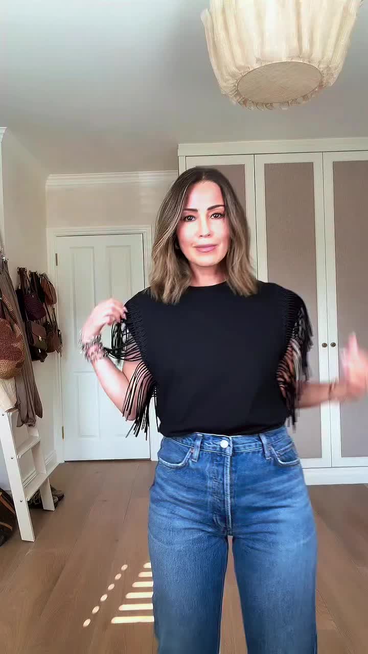 @Celebrity_Babes